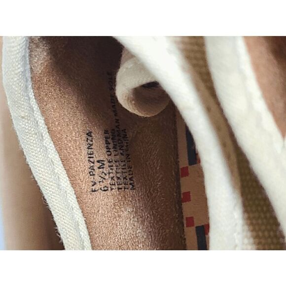 EV1 from Ellen DeGeneres Laceless Slip On Sneakers Women's Shoes 6,5 WITH BOX - Picture 6 of 13